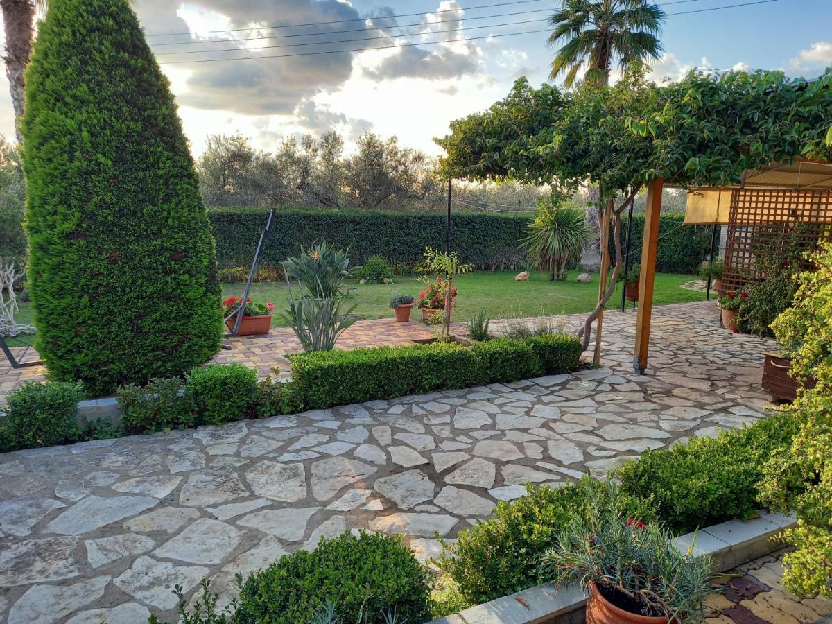 Olives House Villa Vromonerion Bagian luar foto