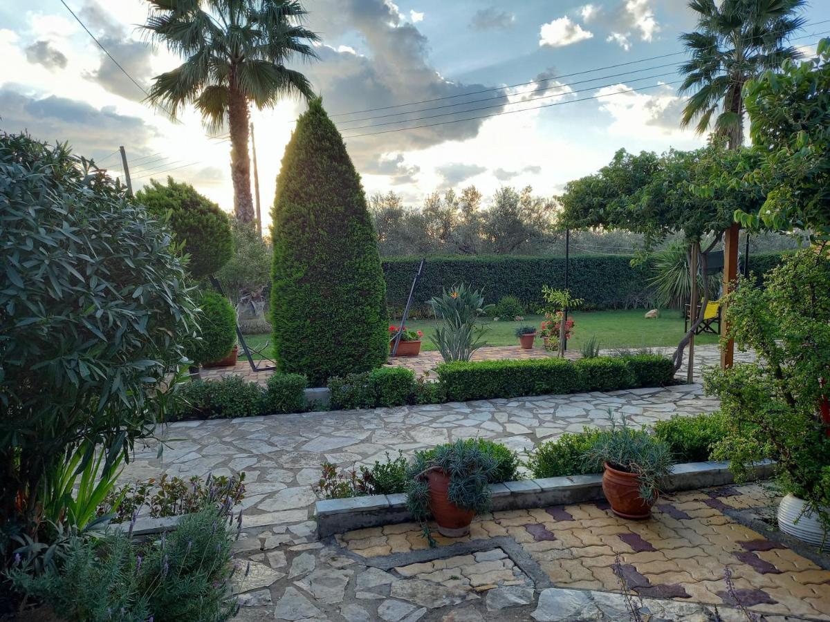 Olives House Villa Vromonerion Bagian luar foto