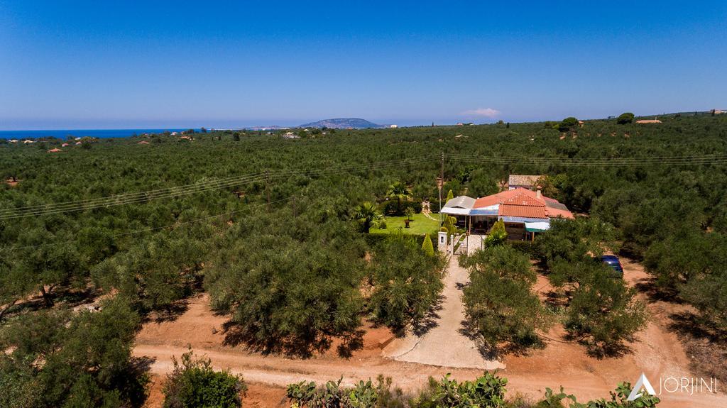 Olives House Villa Vromonerion Bagian luar foto