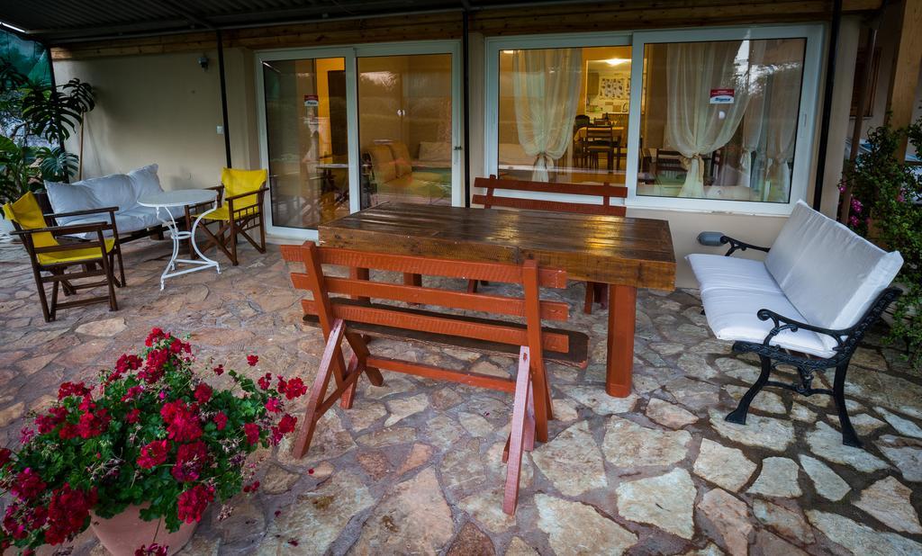 Olives House Villa Vromonerion Bagian luar foto