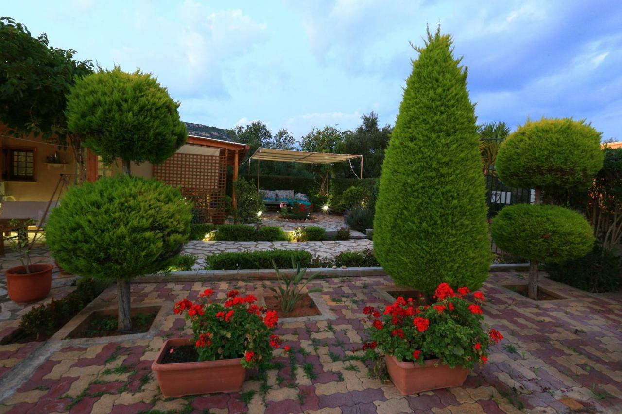 Olives House Villa Vromonerion Bagian luar foto